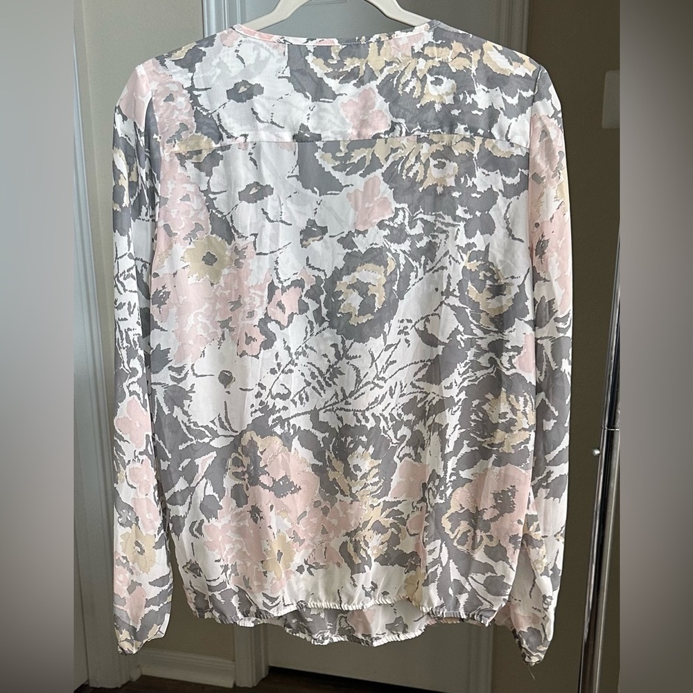 Charming Charlie Long Sleeve Top - Picture 2 of 4